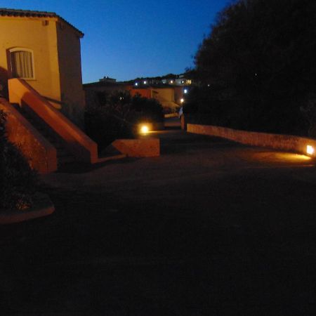 Vacanze In Natura Incontaminata "Casa Vacanza Francesca" Isola Rossa Exterior photo